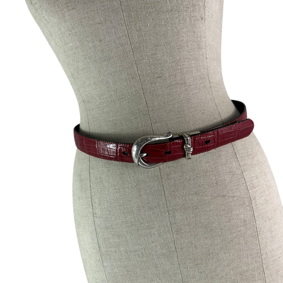 90s Genuine BRIGHTON 5019 Reversible Black & Red Croc Leather Women Belt Size 30 main image 11